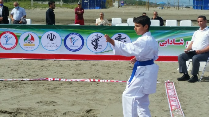 برگزاری رقابت های کاتای ساحلی گیلان در انزلی