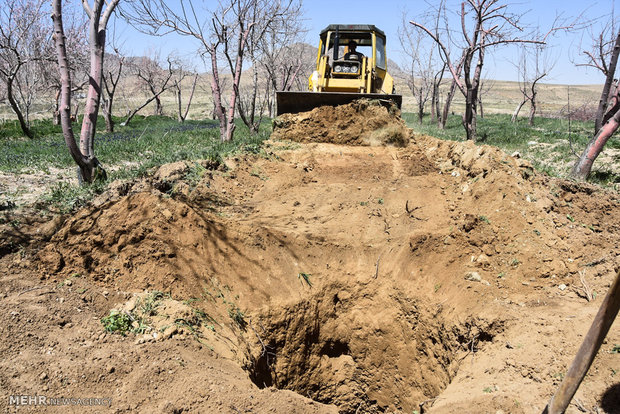 مسدود کردن چاه‌های غیر مجاز در شهرستان رودسر