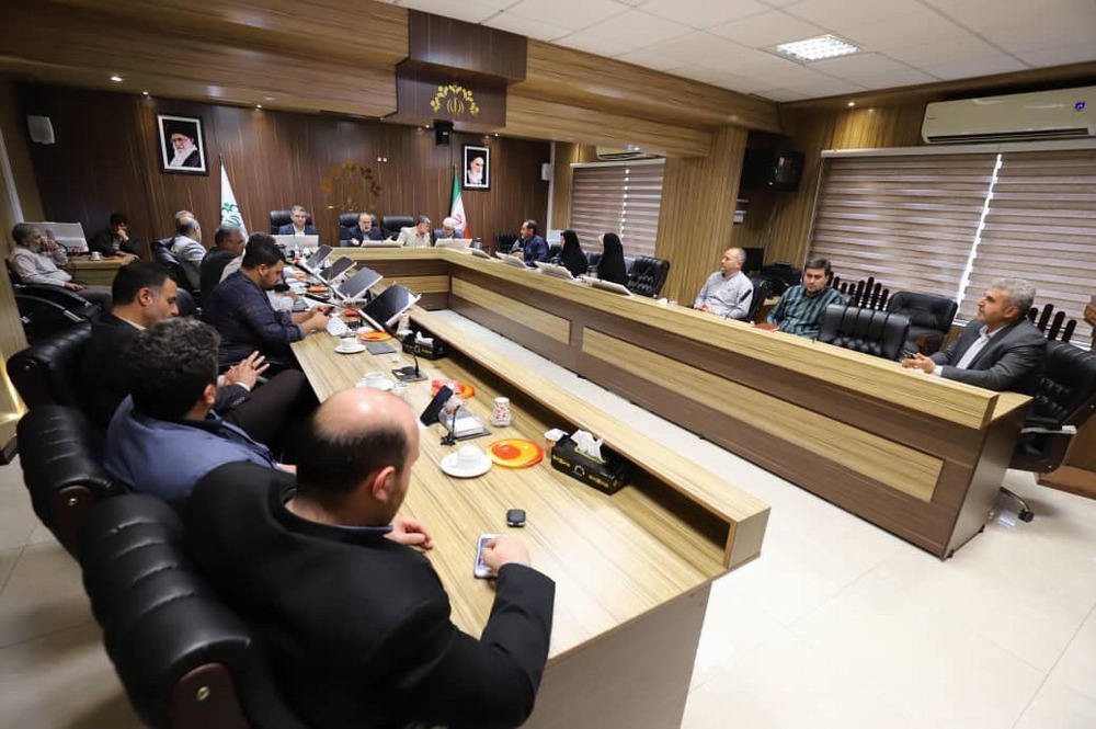 شهروندان درصورت داشتن تب بالا، سردرد و کمردرد به پزشک مراجعه کنند