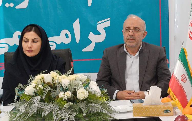 بیمه دی همکار و همیار بنیاد شهید است