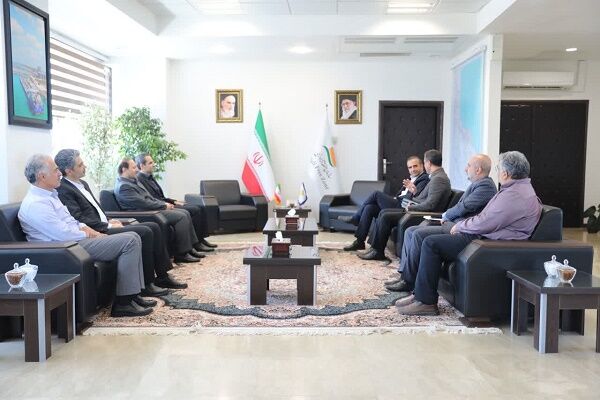 بررسی طرح‌های توسعه زیرساختی در دیدار مدیرکل راه و شهرسازی استان گیلان ومدیرعامل منطقه آزاد انزلی 