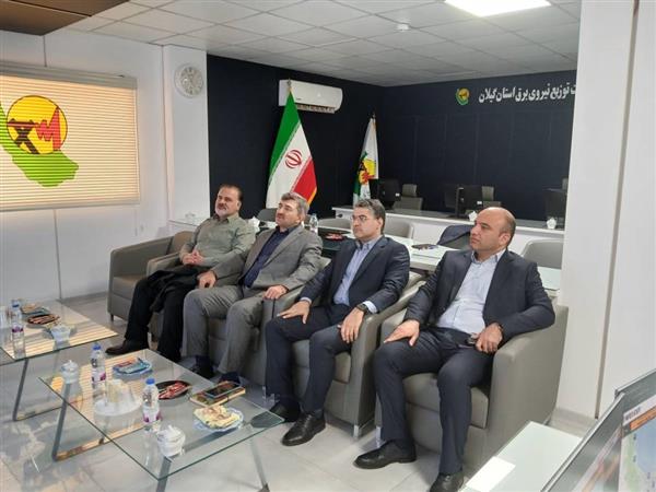 مدیرعامل شركت برق منطقه‌ای گیلان با مدیرعامل شركت توزیع نیروی برق استان دیدار و گفت‌وگو كرد
